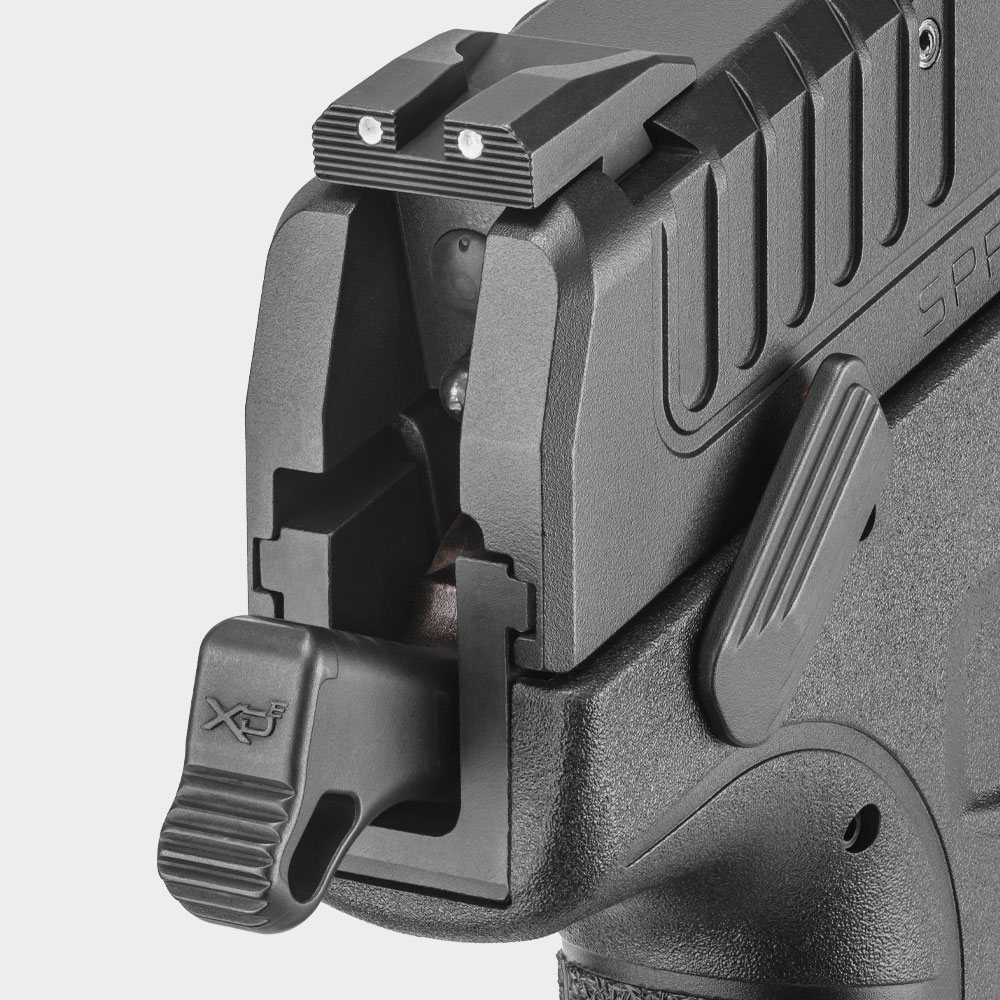 Springfield XD-E 9mm DA/SA Handgun Holiday Package